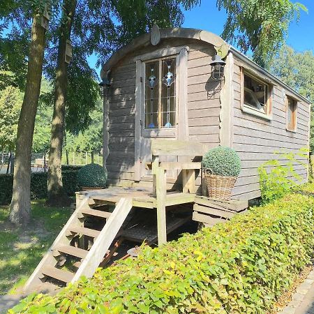 Pipowagen het Oventje Villa Zeeland Buitenkant foto