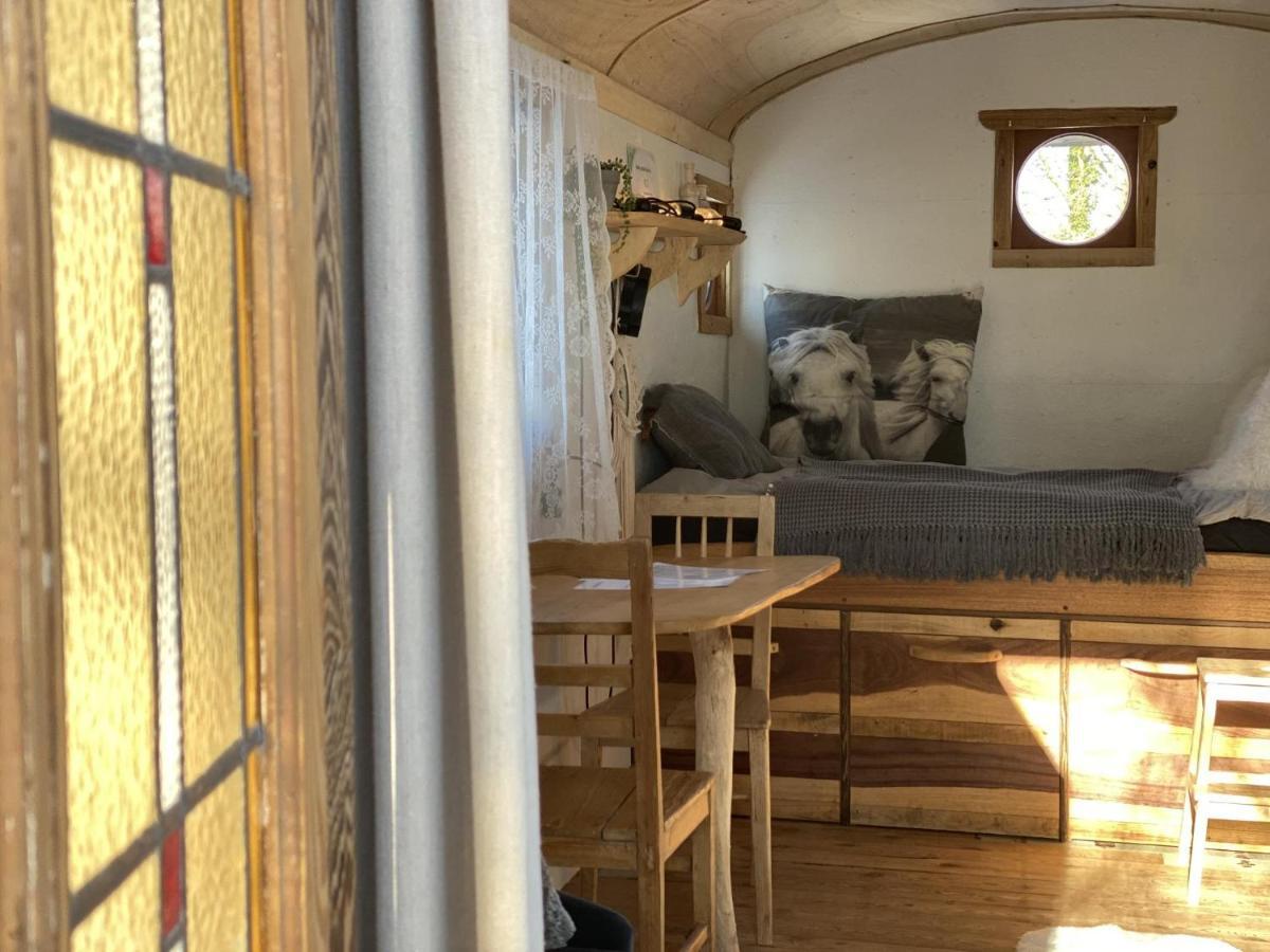 Pipowagen het Oventje Villa Zeeland Buitenkant foto